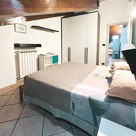 Apartamento Casa Chiara - 2-bedroom Turín